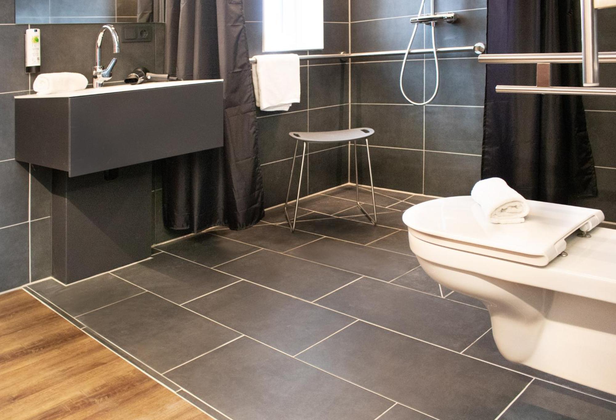 Mer Hotel By Wmm Hotels Merseburg Buitenkant foto